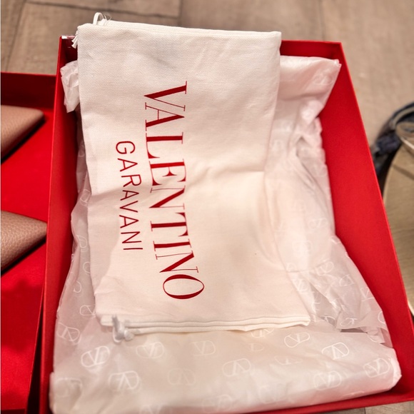 Valentino Garavani Poudre “Rockstud” sizer 7b - Picture 11 of 16